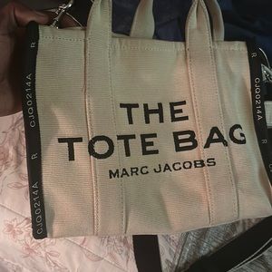 Marc jacobs medium hand bag